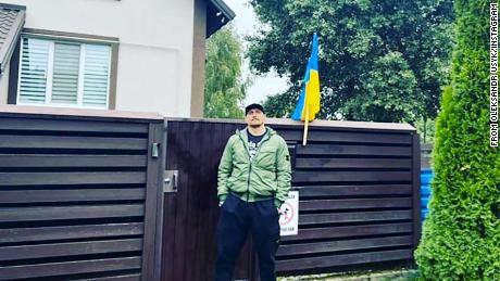 Oleksandr Usyk: Boxing world champion shares images from family home in Ukrainian area previously held by Russians