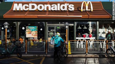 McDonald&#39;s is closing all its UK restaurants Monday for the Queen&#39;s funeral
