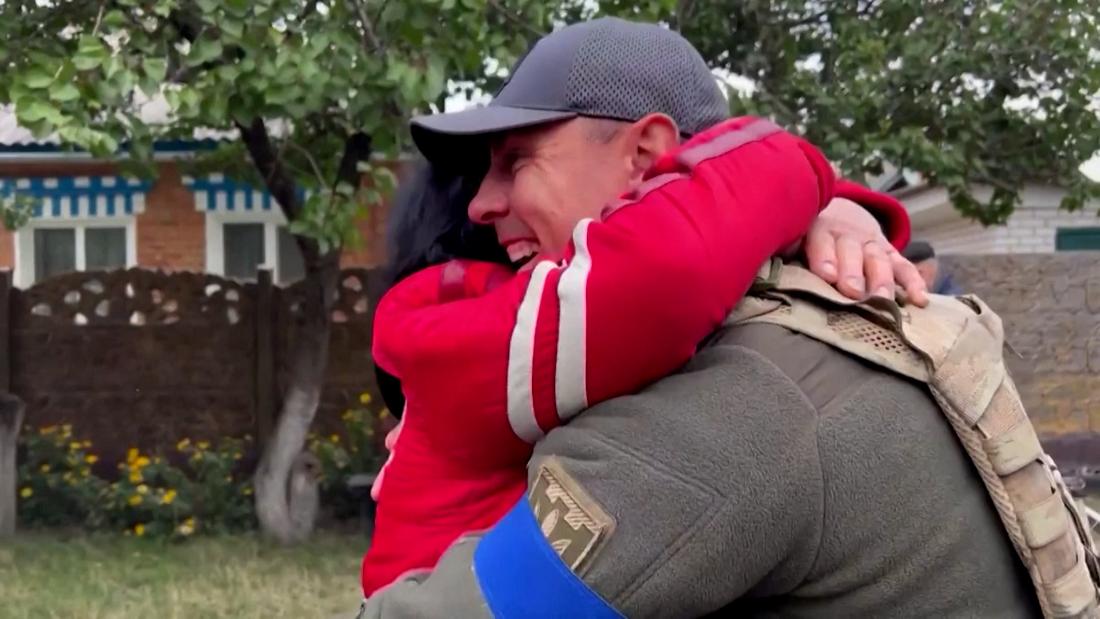 Watch: Ukrainian soldier’s tearful reunion with mother after village is liberated – CNN Video