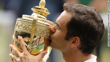 Roger Federer ha vinto l'ultimo dei suoi titoli a Wimbledon nel 2017.