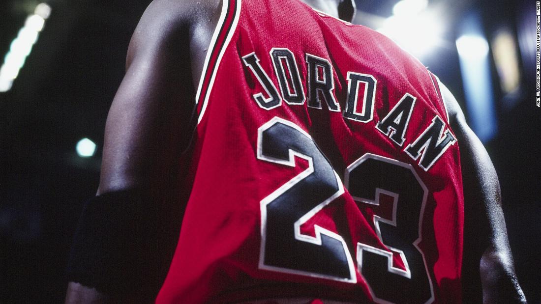 Michael Jordan's 'Last Dance' jersey fetches a record $10.1 million »  Pakistan Timez