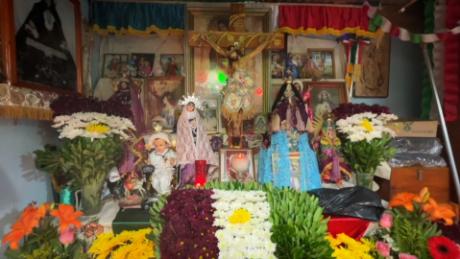 Este pueblo de Chiapas celebra las fiestas patrias convirtiendo a Miguel  Hidalgo en santo - CNN Video