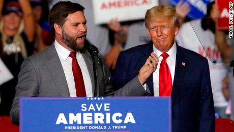 Trump looks to thwart Tim Ryan&#39;s courtship of Republican voters in Ohio