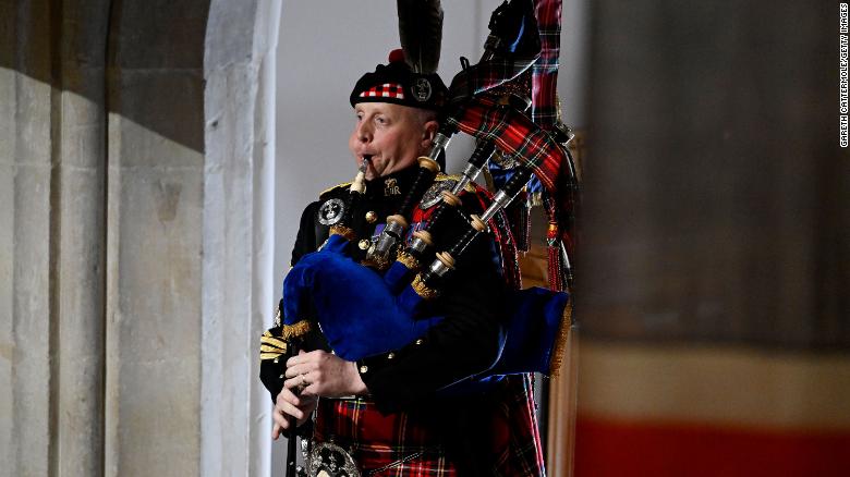 Listen to the Queen&#39;s piper marking the end of her funeral