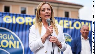 Opinion: The political charmer who repacked Italy&#39;s far-right 