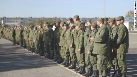 Protests, draft mistakes and an exit: Putin's mobilization gets off to a messy start