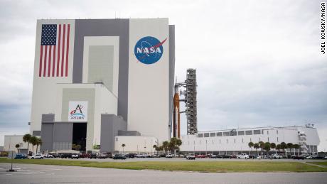 NASA sets date for another try at Artemis I launch