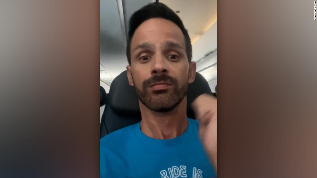 Video: Moans heard over an airplane PA system amuse passengers – CNN Video