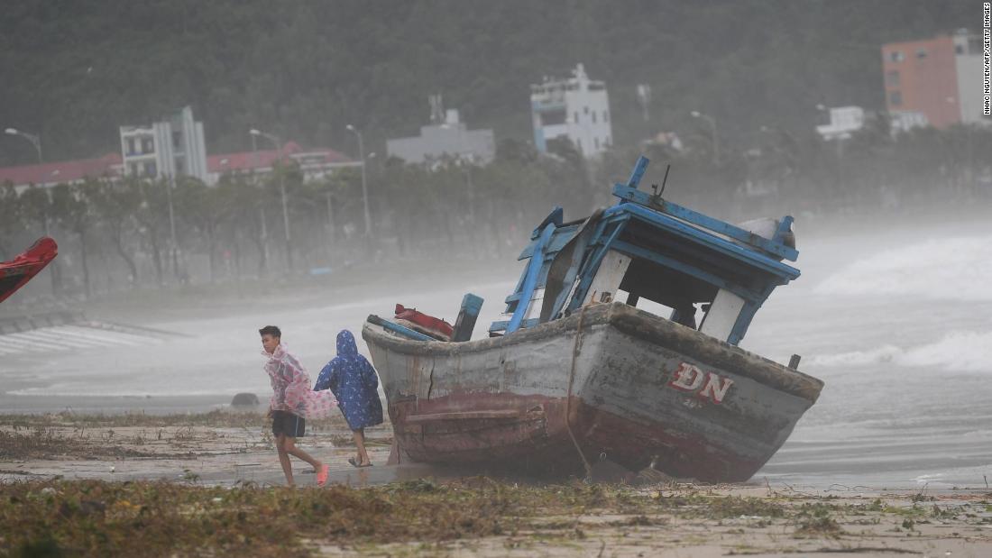 Hundreds of thousands evacuated as Typhoon Noru makes landfall in Vietnam's Da Nang