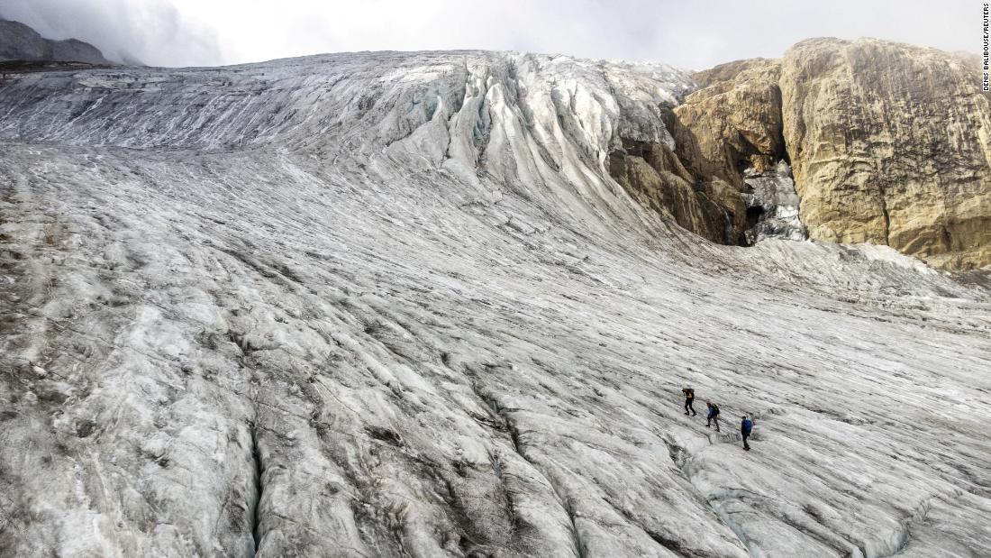 Plane lost decades ago found in melting Swiss glaciers