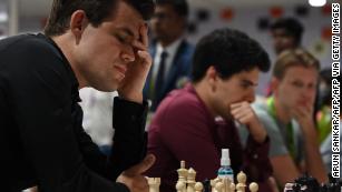 FIDE disqualifies Kasparov for 2 years