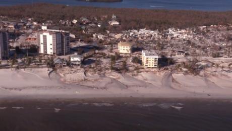 CNN&#39;s John Berman flew above storm damage. This is what he saw