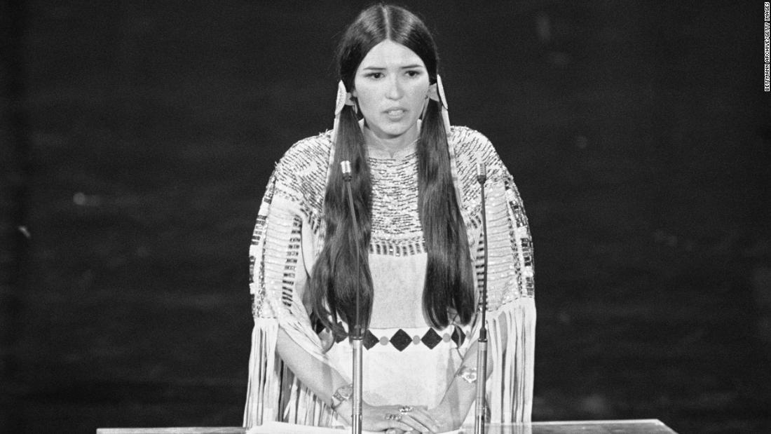 &lt;a href=&quot;https://www.cnn.com/2022/10/03/entertainment/sacheen-littlefeather-dead-marlon-brando-intl-scli/index.html&quot; target=&quot;_blank&quot;&gt;Sacheen Littlefeather,&lt;/a&gt; the Native American actress and activist who made history when she declined the best actor Oscar on behalf of Marlon Brando, died at the age of 75, the Academy of Motion Picture Arts and Sciences announced on October 3.