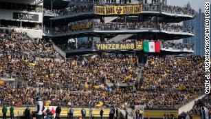 Fan plunges to death at stadium after Jets beat Steelers