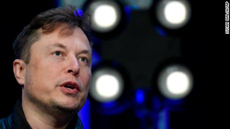 In major reversal, Elon Musk again proposes buying Twitter at full price