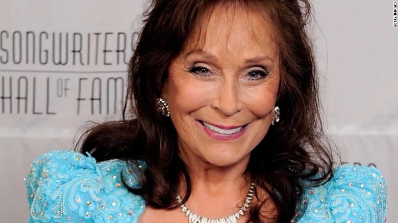 Loretta Lynn dead at age 90