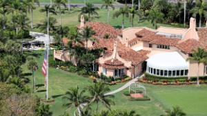 PALM BEACH, FLORIDA - SEPTEMBER 14: In this aerial view, former U.S. President Donald Trump&#39;s Mar-a-Lago estate is seen on September 14, 2022 in Palm Beach, Florida. Trump&#39;s legal team is currently negotiating with the Justice Department regarding the selection of a Special Master to review documents, some marked Top Secret, seized when the FBI searched the compound. (Photo by Joe Raedle/Getty Images)