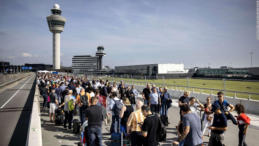 Why one of Europe's top airports has become a 'crazy mess'