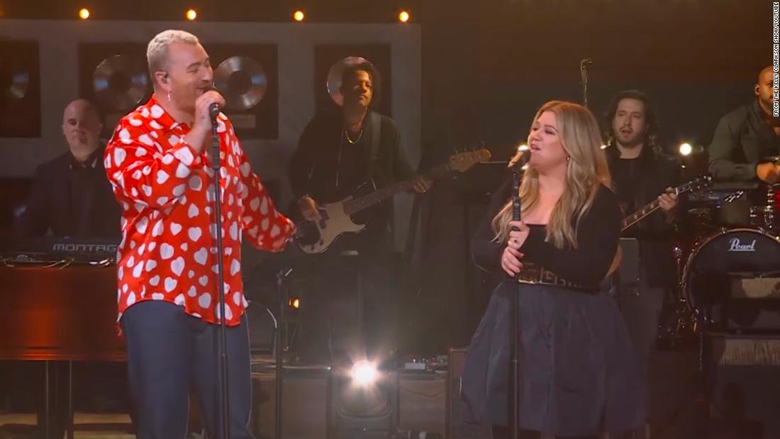 This Kelly Clarkson and Sam Smith duet of 'Breakaway' will make you believe  you can accomplish literally anything | CNN