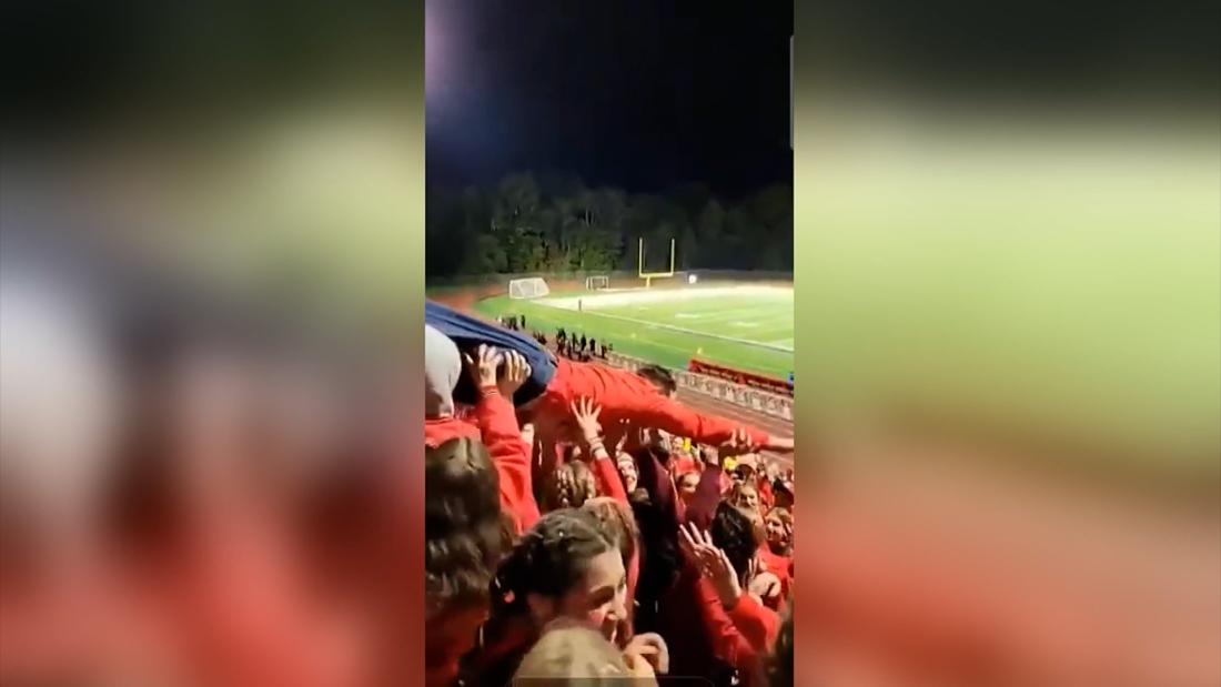 Video: Baldwinsville High School superintendent arrested for drunk driving after crowdsurfing at football game – CNN Video