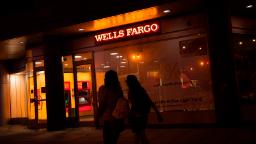 221014093310 wells fargo bank branch 0722 file hp video Wells Fargo ordered to pay $3.7 billion for 'illegal activity' including unjust foreclosures and vehicle repossessions