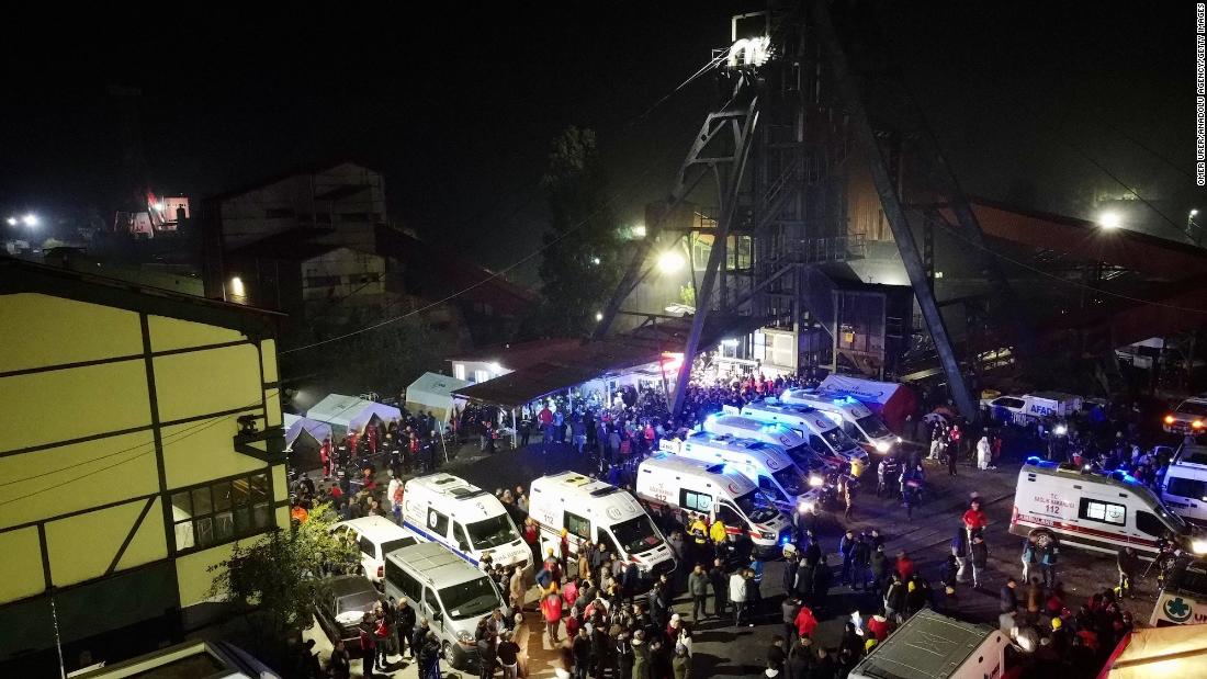 25 killed, dozens trapped by explosion in Turkey coal mine