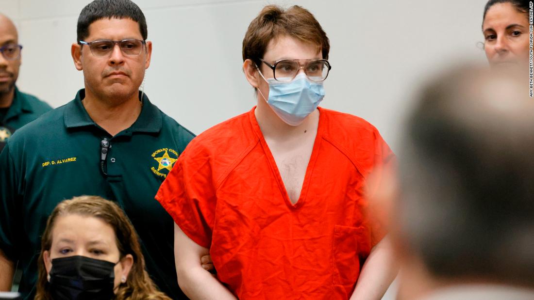 nikolas-cruz-has-avoided-the-death-penalty-here-s-what-s-next-for-him-now