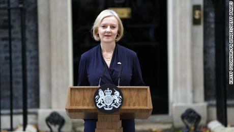 Prime Minister Liz Truss making a statement outside 10 Downing Street, London, where she announced her resignation as Prime Minister. Picture date: Thursday October 20, 2022. (Photo by Kirsty O&#39;Connor/PA Images via Getty Images)