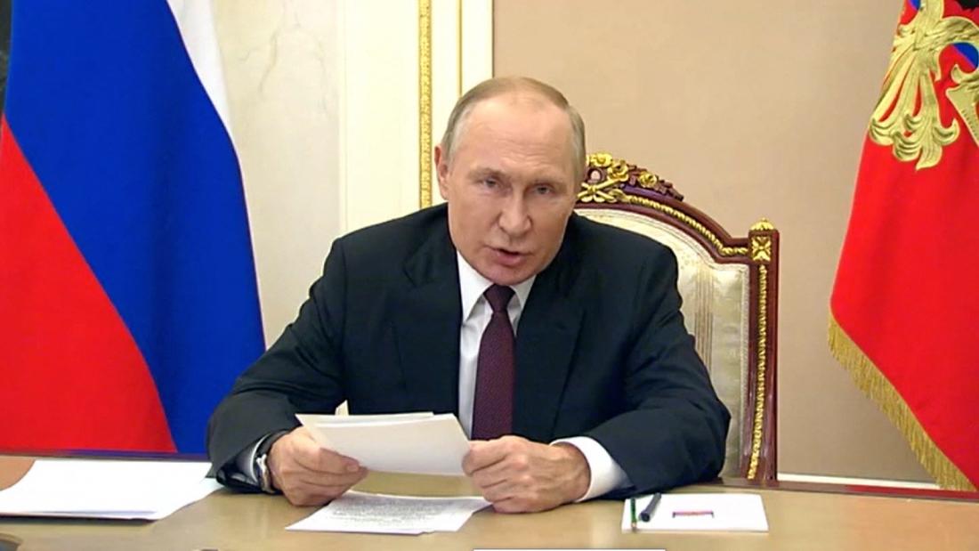 Putin points to US as Russia mobilizes ill prisoners to fight