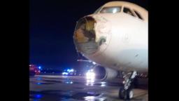 221028083223 paraguay plane 1 vpx hp video Video: LATAM Airlines plane makes emergency landing in Paraguay