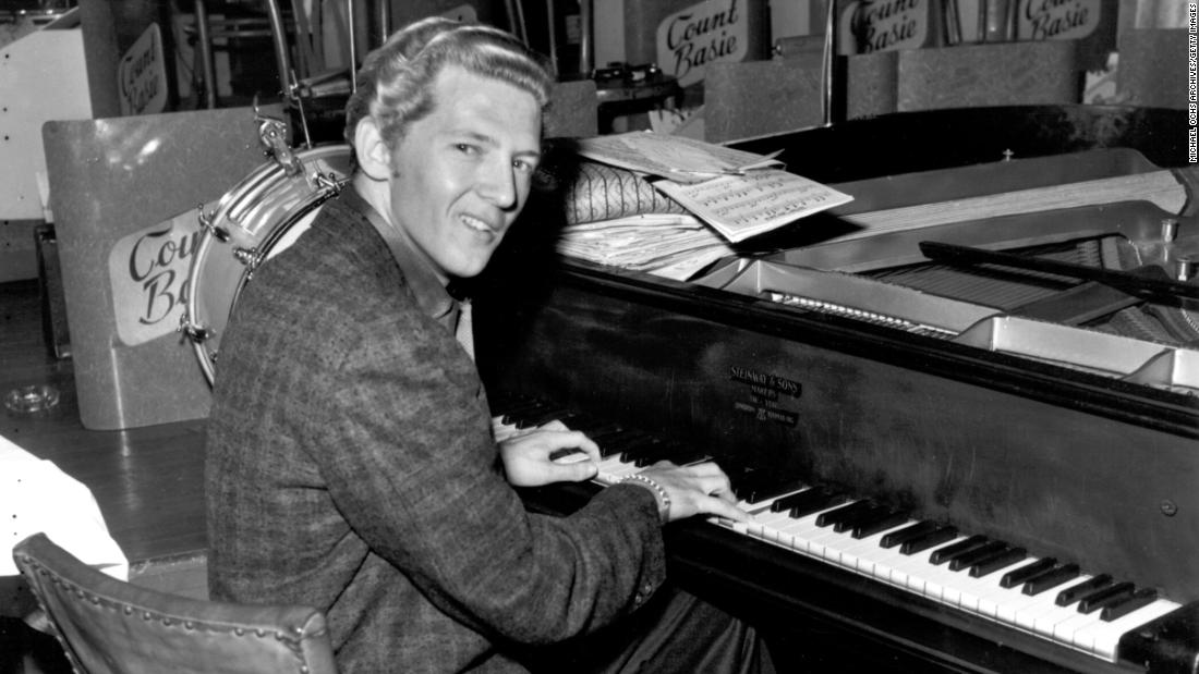 Jerry Lee Lewis, rock 'n' roll pioneer who sang 'Great Balls of Fire,' dies at 87