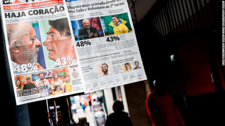 Misterio patata Nublado Las armas, Dios y las noticias falsas dominan las elecciones de Brasil