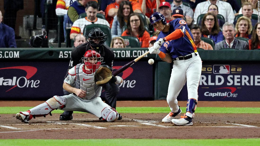 Houston&#39;s Jeremy Peña hits an RBI double to open the scoring in Game 2. The Astros started with three straight doubles and took a 3-0 lead after the first inning.