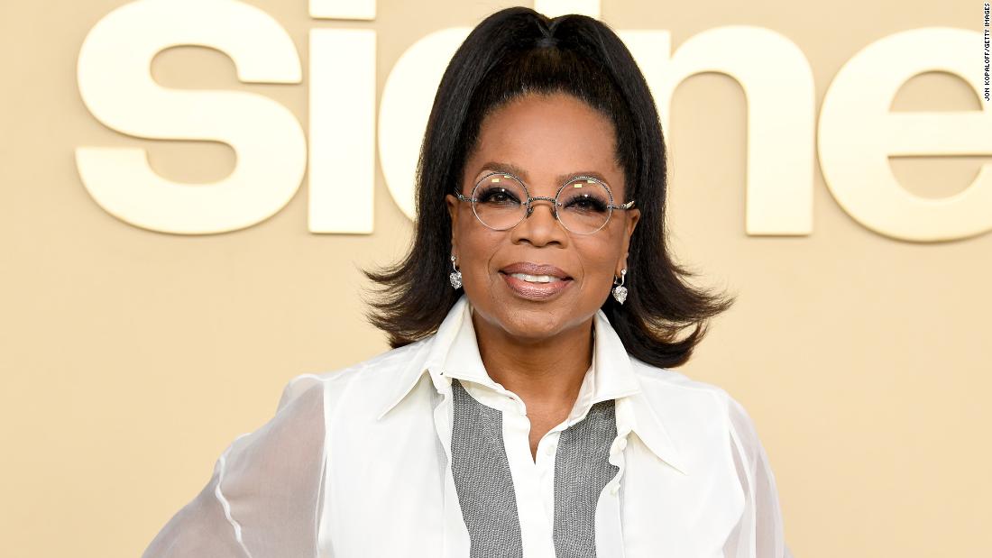 Oprah Winfrey wants fans to know that she doesn't endorse weight loss gummies or pills