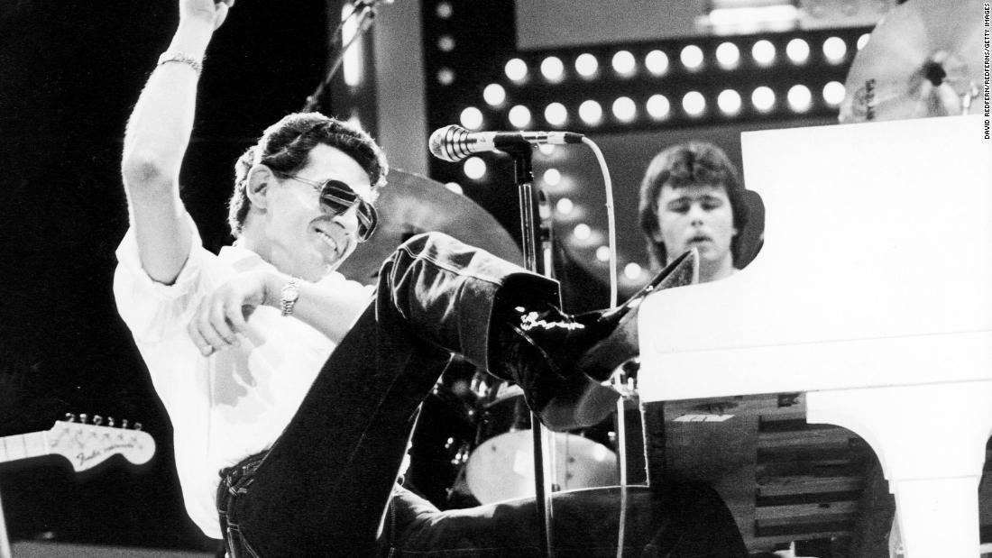 &lt;a href=&quot;https://www.cnn.com/2022/10/28/entertainment/jerry-lee-lewis-dead/index.html&quot; target=&quot;_blank&quot;&gt;Jerry Lee Lewis,&lt;/a&gt; the piano-pounding, foot-stomping singer who electrified early rock &#39;n&#39; roll with hits like &quot;Great Balls of Fire&quot; and &quot;Whole Lotta Shakin&#39; Goin&#39; On&quot; before marital scandal derailed his career, died at the age of 87, according to a statement from his representative, Zach Farnum, on October 28.