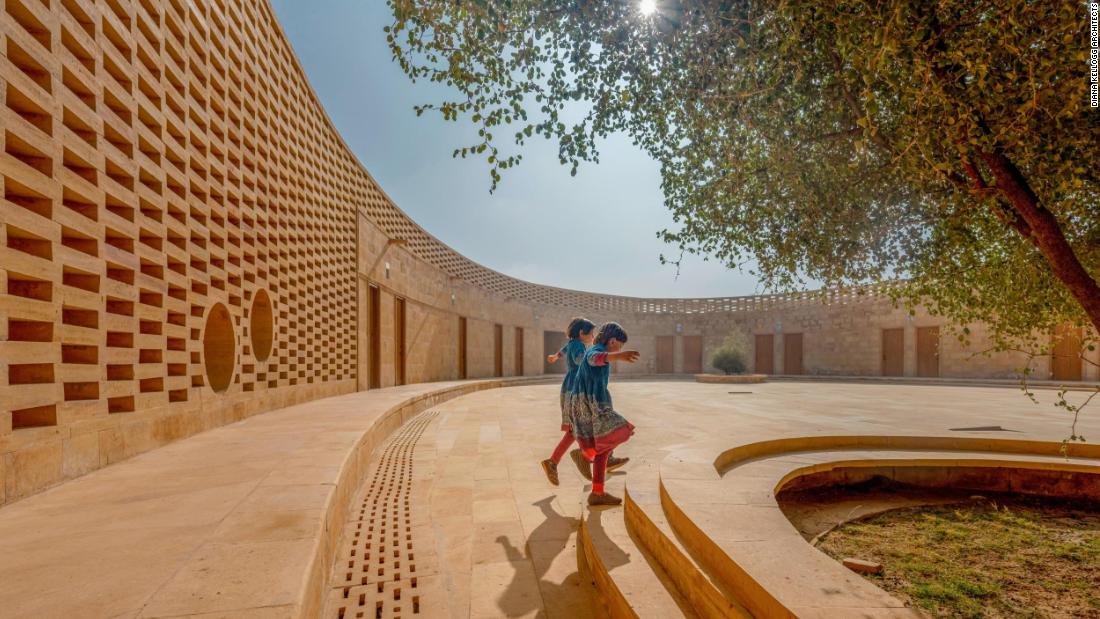 How this school in the Indian desert stays cool even in extreme heat