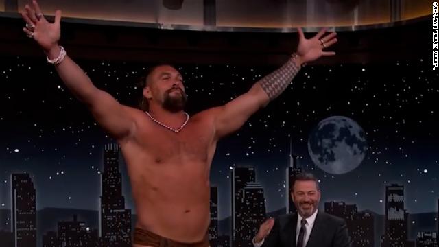 Gemist Watch Jason Momoa Strip Down On Live Tv To Show Off His 1328