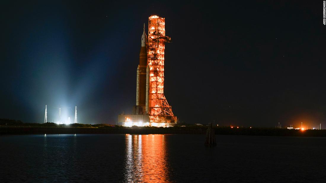 NASA inspects Artemis I rocket after Hurricane Nicole