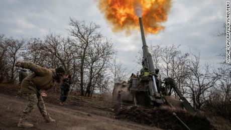 Ukraine claims big gains in south, but fears retreating Russians will turn Kherson into &#39;city of death&#39;