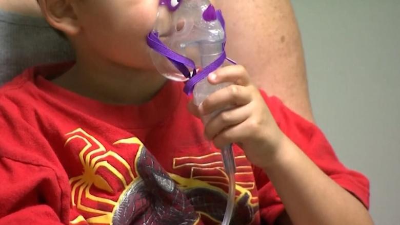 Pediatrician explains when children with RSV need to be taken to the hospital
