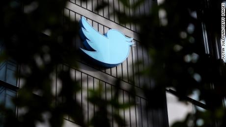 A day of chaos brings Twitter closer to the brink 