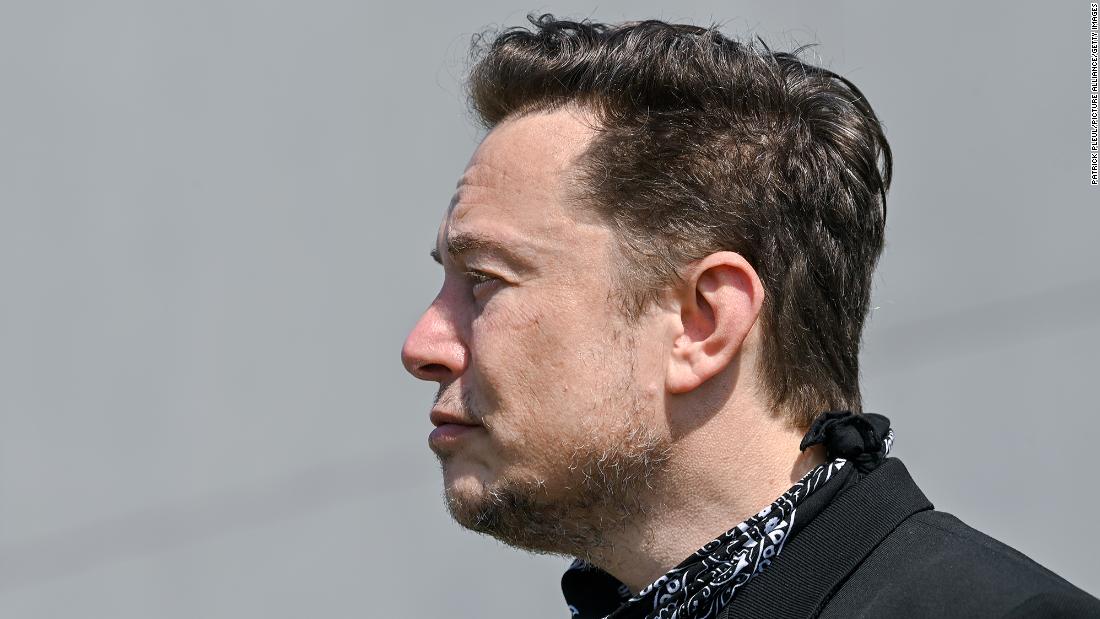 Musk's Twitter may have already violated its latest FTC consent order, legal experts say