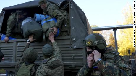 Anger on the front line and anxiety at home as Russia's mobilization mired in trouble