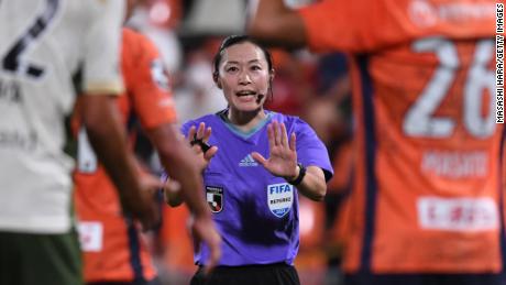 Referee Yoshimi Yamashita will make her debut at the men&#39;s World Cup. 