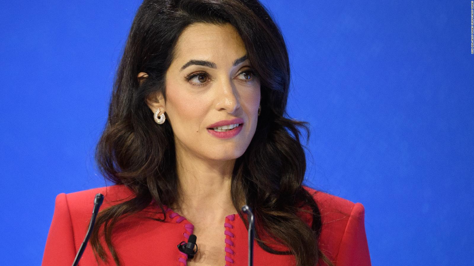 Amal Clooney Dice Que Los Filántropos Hacen Poco Para Luchar Por Los Derechos De Las Mujeres 