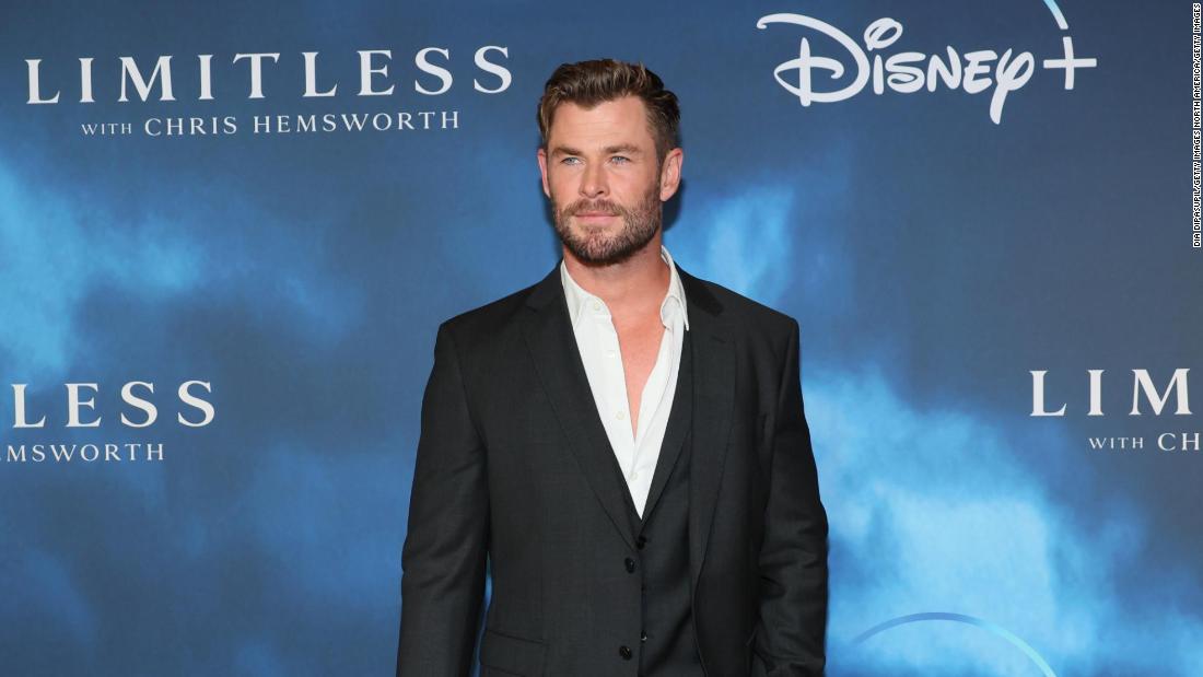 Chris Hemsworth recibe un 