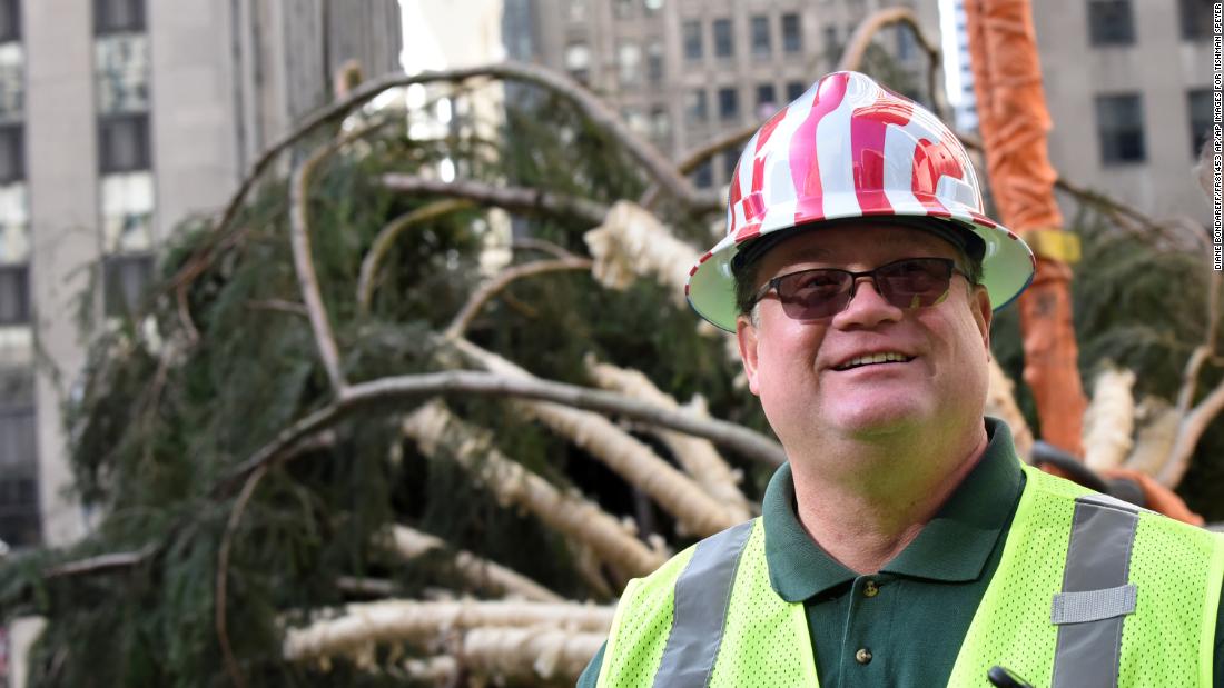 He's picked the Rockefeller Center Christmas Tree for three decades. Here's his advice for choosing yours