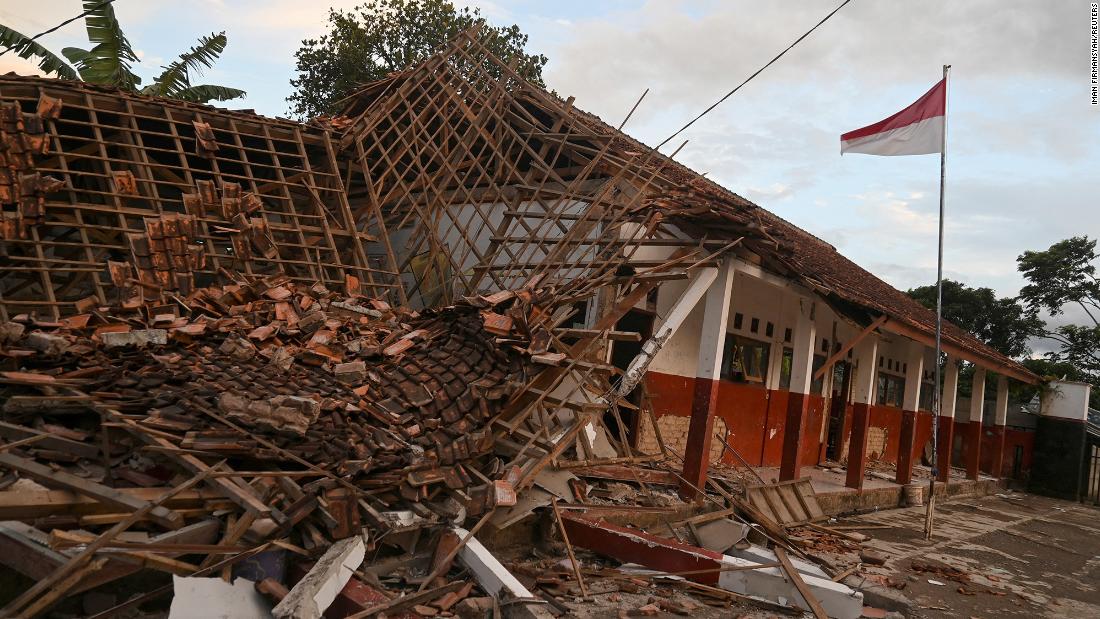 Magnitude 5.6 earthquake leaves at least 162 dead in Indonesia