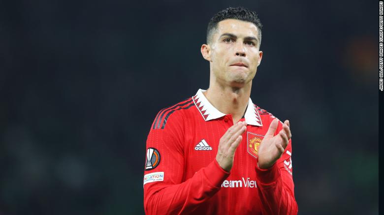 Manchester United rescindió el contrato de Cristiano Ronaldo - CNN Video