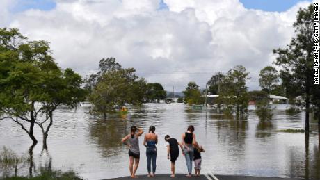 Australia will see more extreme weather events, putting strain on economy, report shows